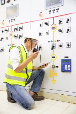 A experiência que você precisa - Fênix Serviços Elétricos